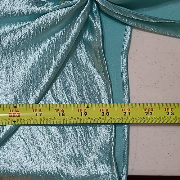 Adrienne women's boutique shiny blue metallic top with tie-front size Small - Picture 9 of 9